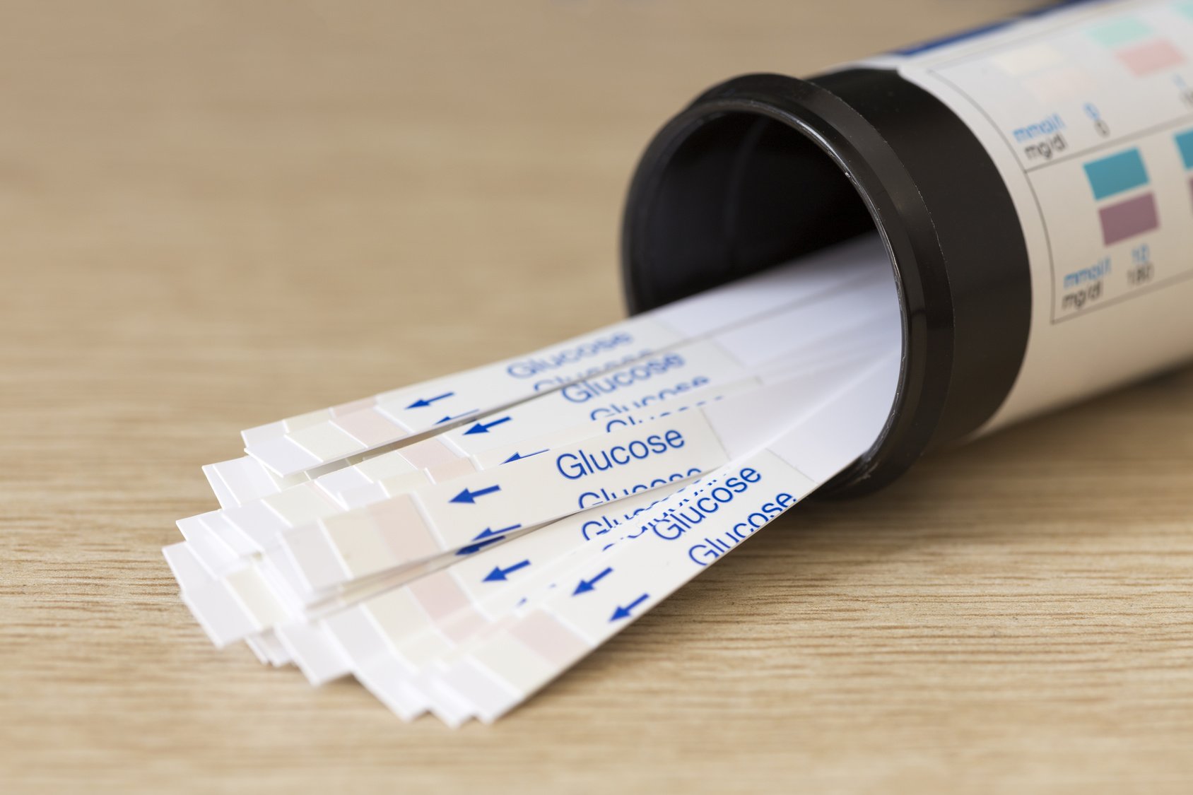 how-to-use-diabetic-test-strips-livingwithdiabetes-info